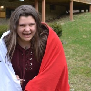 Meet your Posher, Caroline